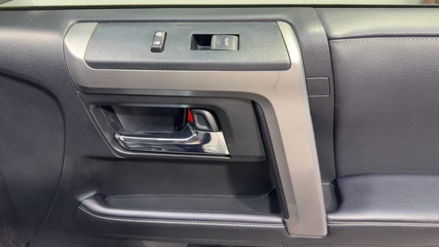 Used 2021 Toyota 4Runner SR5 Premium w/ Moonroof Package RWD image 13