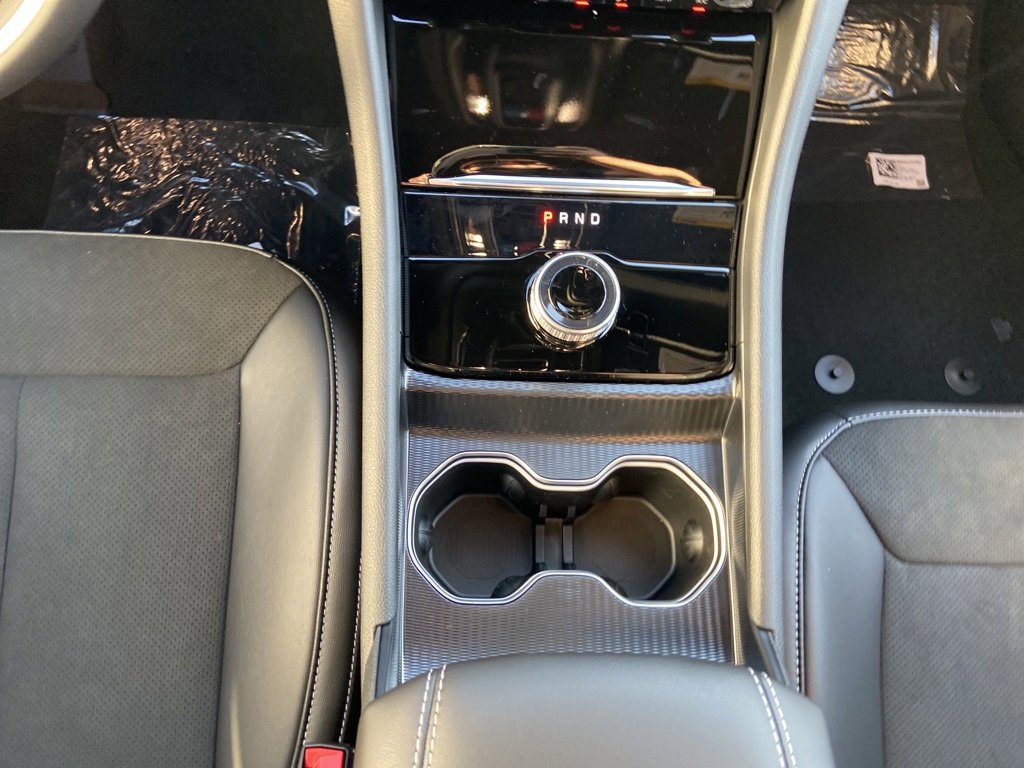 New 2025 Jeep Grand Cherokee L Altitude image 14