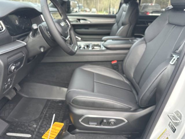 New 2026 Jeep Grand Wagoneer Limited image 9