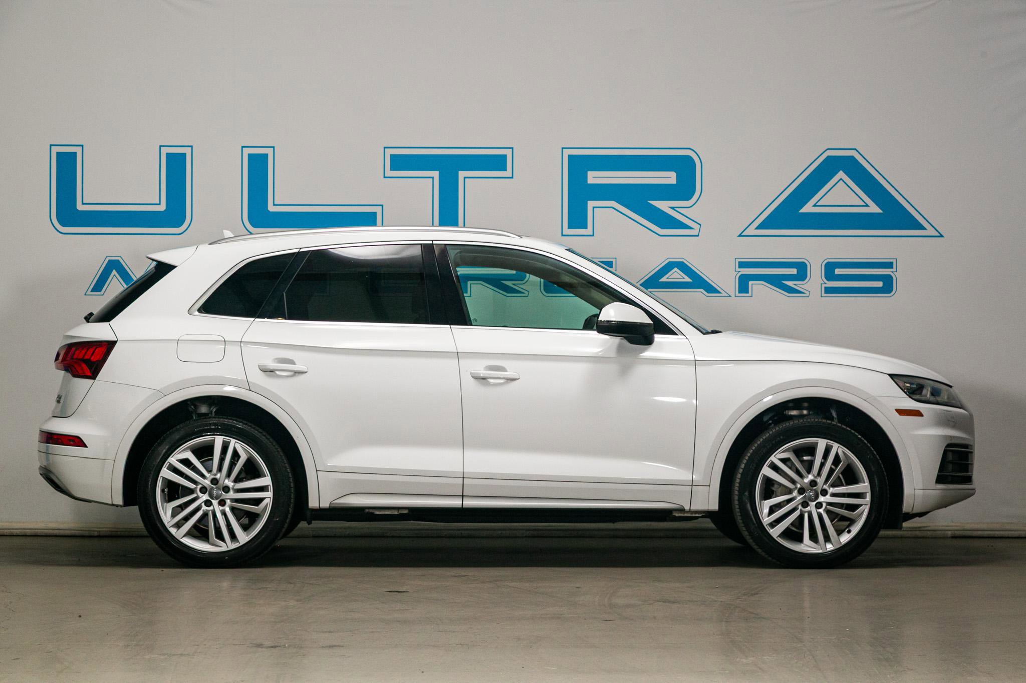 Used 2018 Audi Q5 2.0T Premium Plus w/ Premium Plus Package image 11