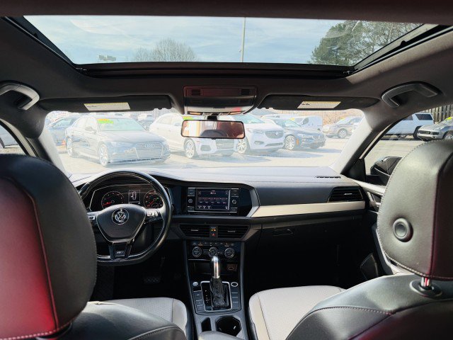 Used 2019 Volkswagen Jetta R-Line image 7