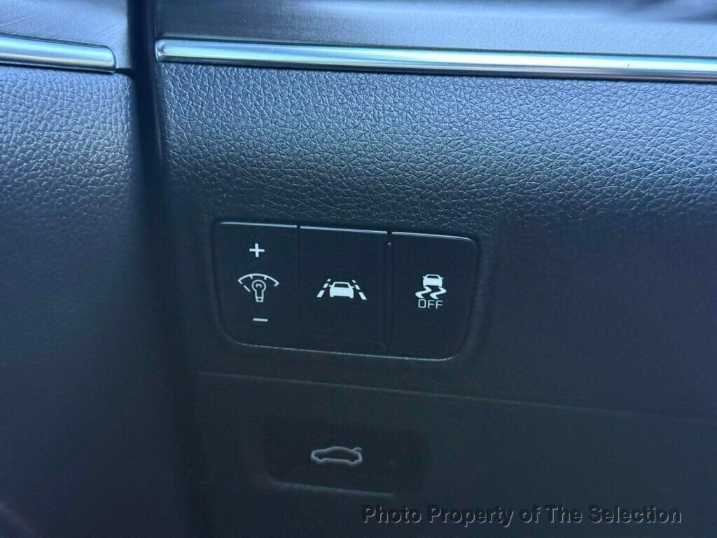 Used 2023 Kia K5 GT image 32