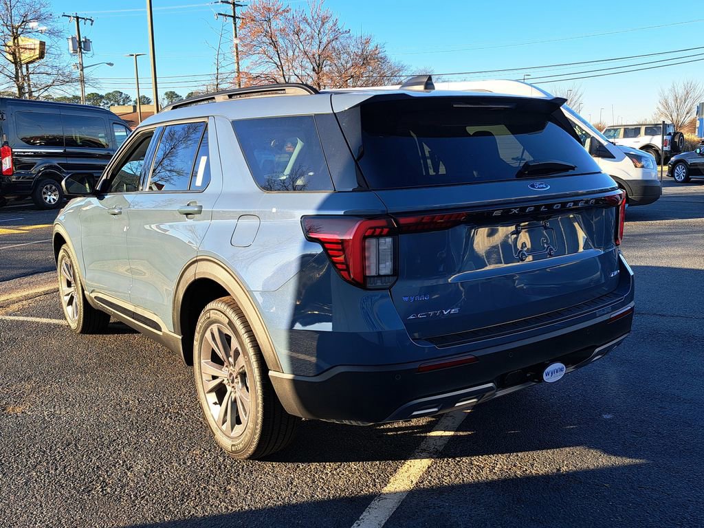 New 2026 Ford Explorer Active w/ Active Comfort Package AWD/4WD image 4