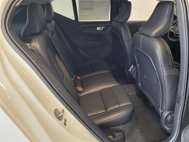 Certified 2026 Volvo XC40 B5 Core w/ Climate Package image 10