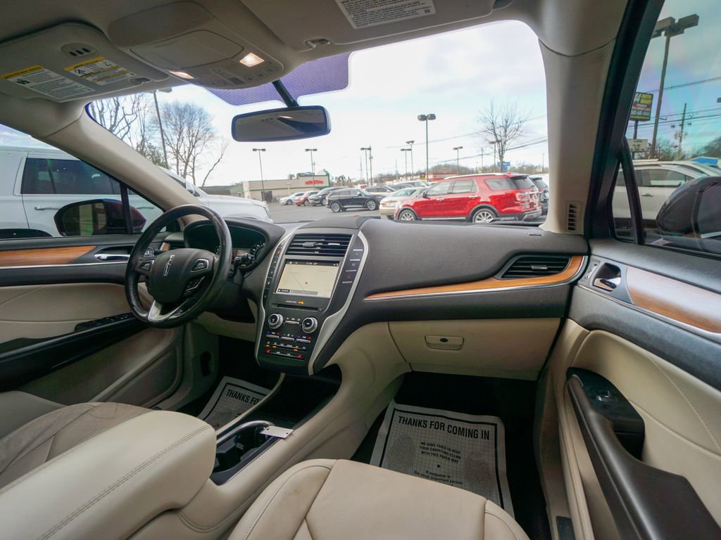 Used 2017 Lincoln MKC Select w/ Select Plus Package image 15