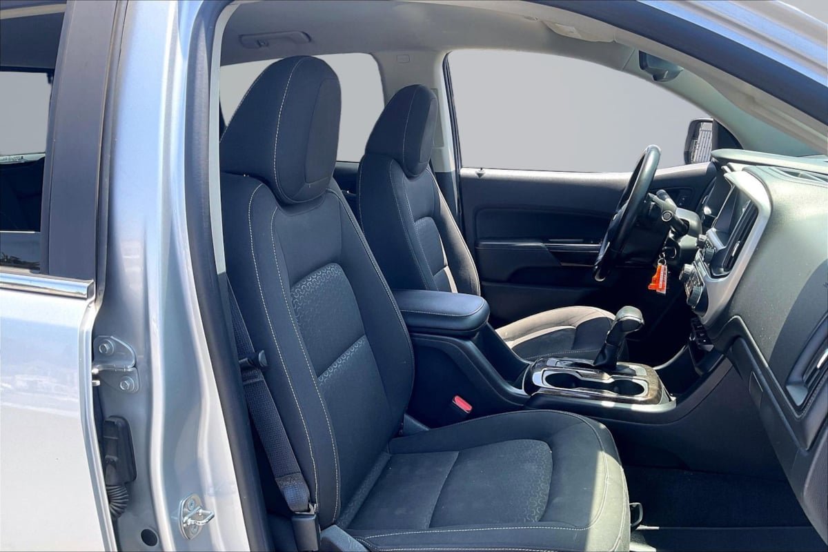 Used 2018 GMC Canyon SLE w/ SLE Convenience Package RWD image 7