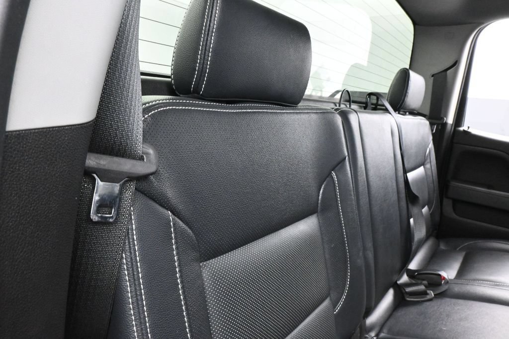 Used 2018 Chevrolet Silverado 1500 LT w/ All Star Edition AWD/4WD image 37