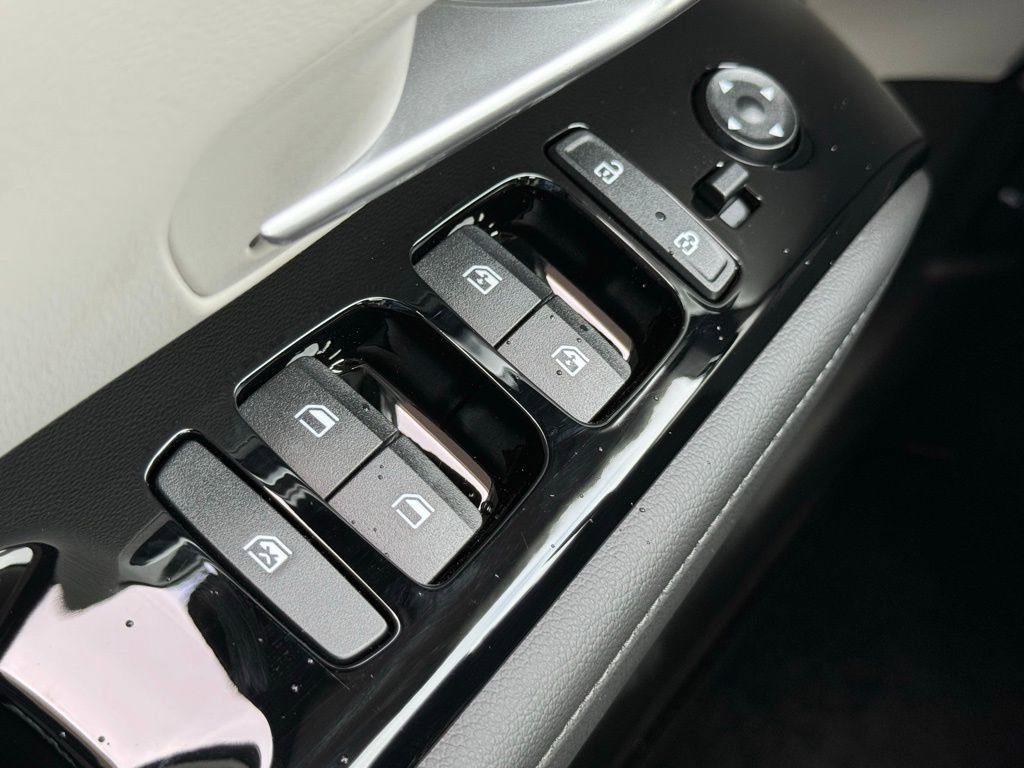 New 2024 Hyundai Tucson Limited image 26