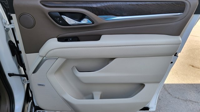 Used 2021 GMC Yukon XL Denali w/ Denali Premium Package image 52