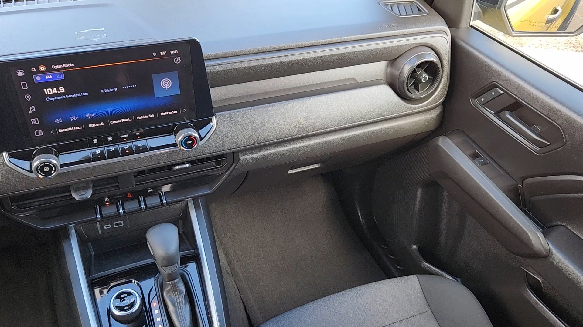 Used 2024 Chevrolet Colorado Trail Boss w/ Technology Package AWD/4WD image 6