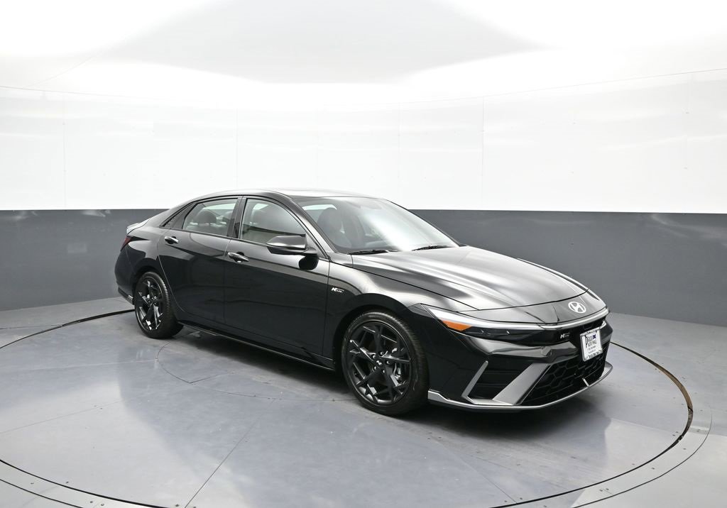 Used 2025 Hyundai Elantra N Line image 4