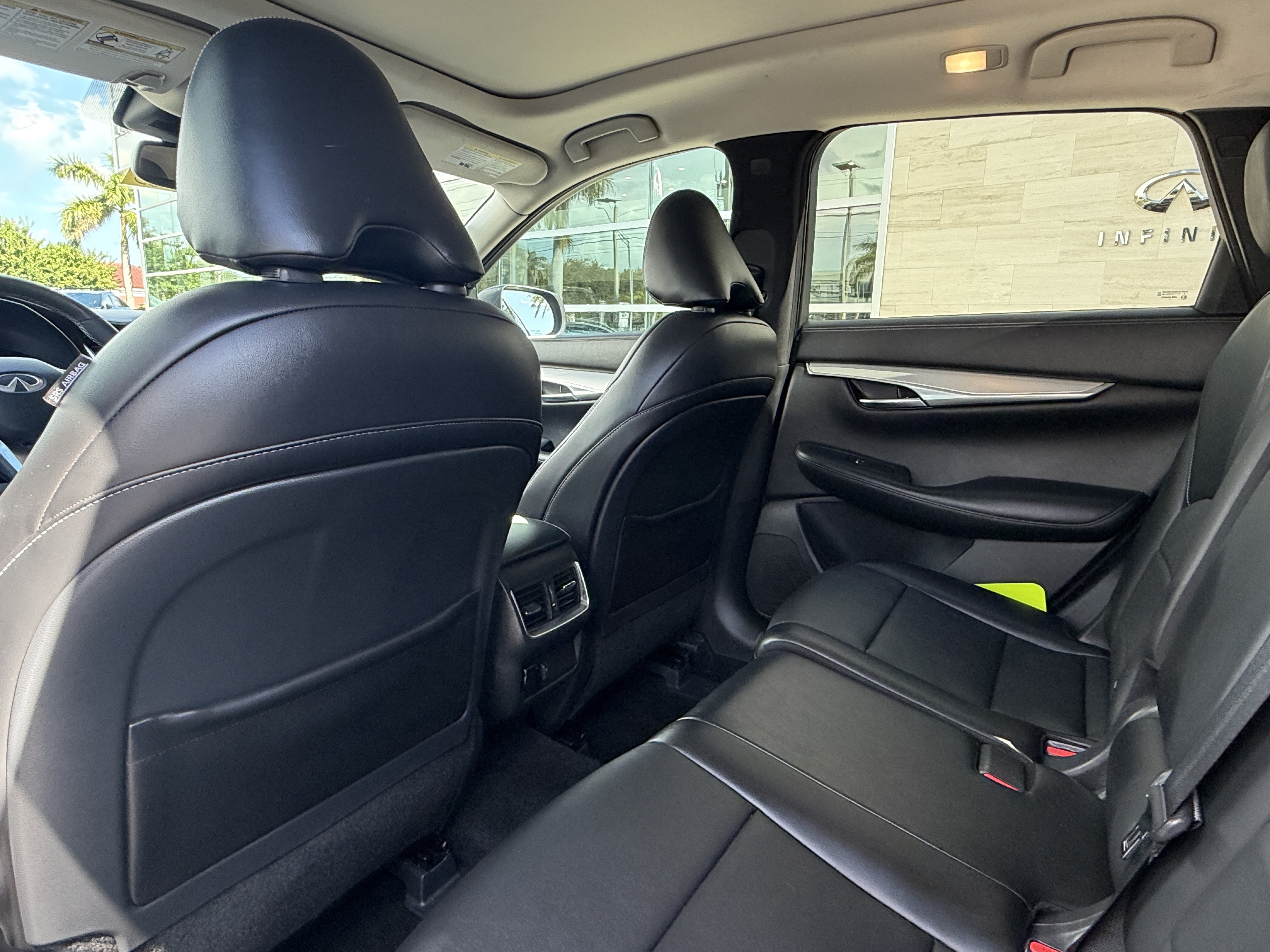 Certified 2021 INFINITI QX50 Essential FWD image 17