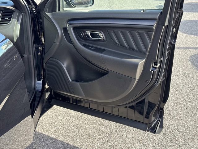 Used 2017 Ford Taurus SHO w/ Driver Assist Package image 10