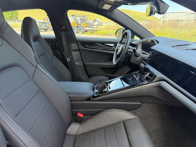 Used 2026 Porsche Panamera 4 image 20