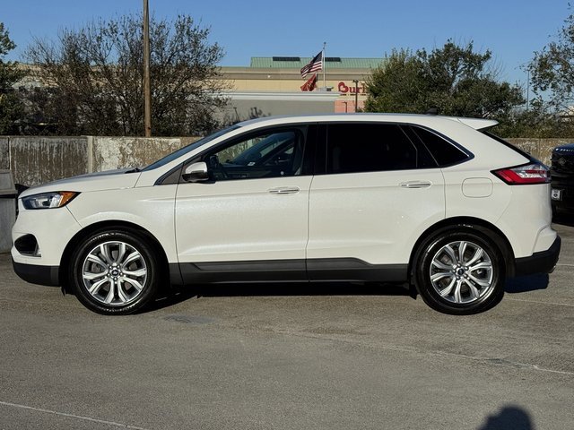 Used 2021 Ford Edge Titanium image 12