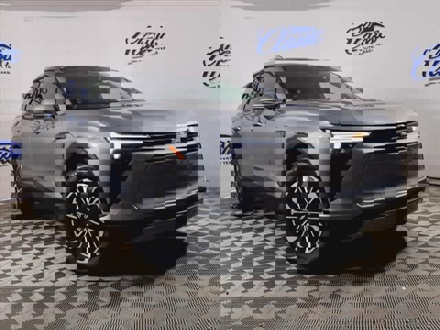 New 2025 Chevrolet Blazer EV LT video 1