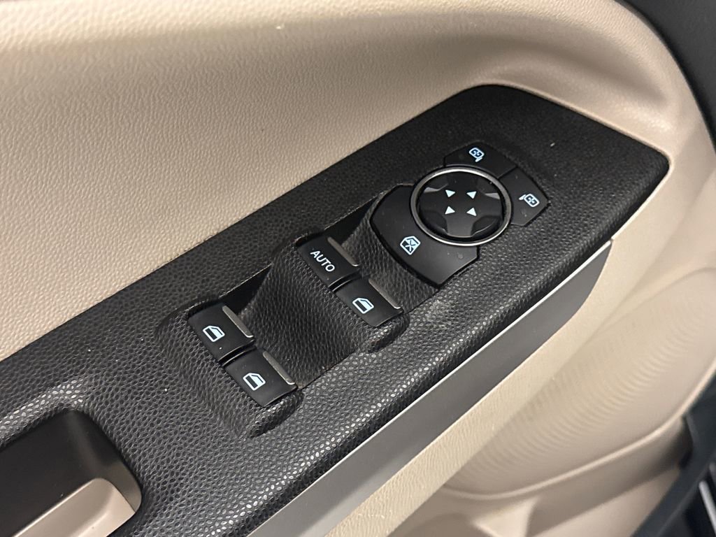 Used 2021 Ford EcoSport S FWD image 19