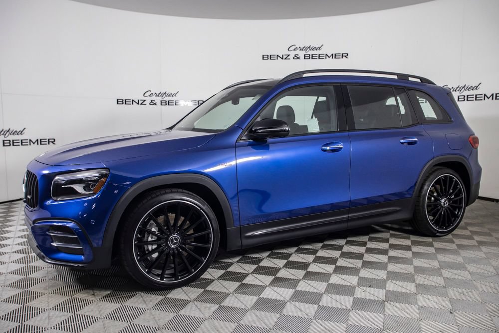 Used 2025 Mercedes-Benz GLB 35 AMG 4MATIC image 4