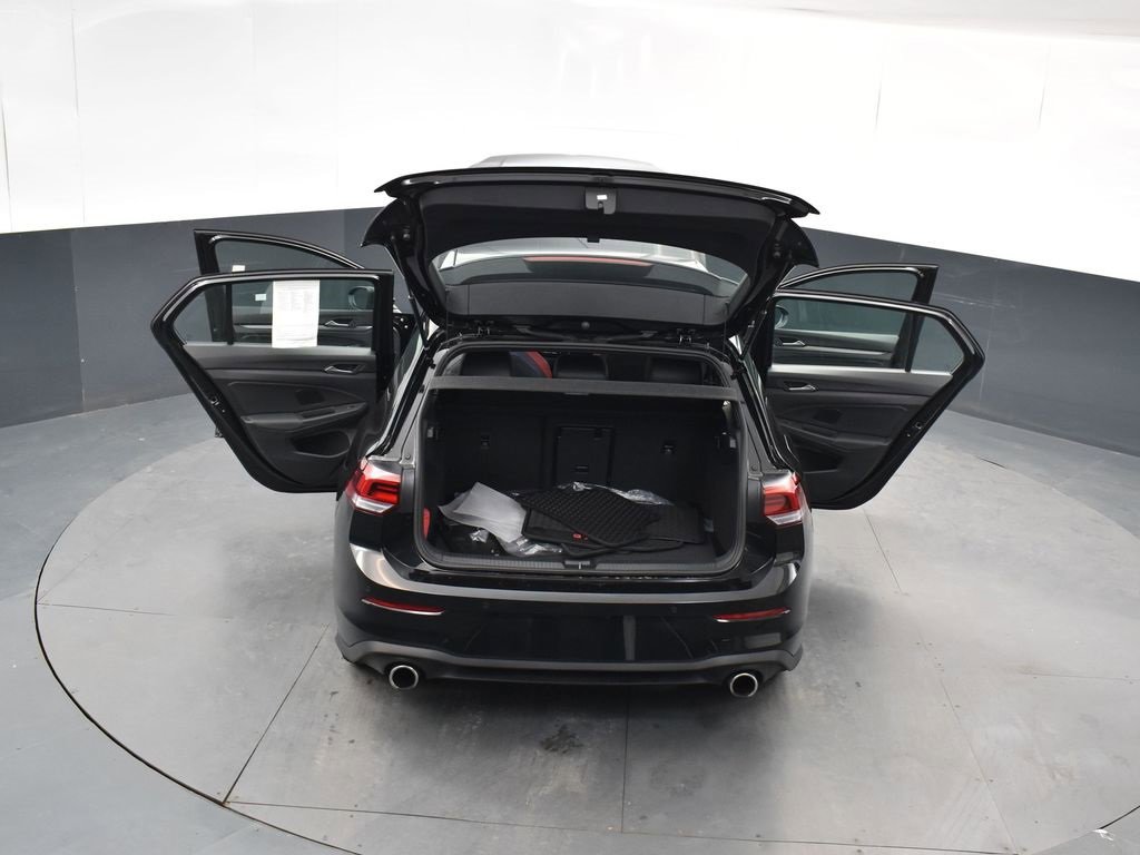Used 2025 Volkswagen GTI SE image 18