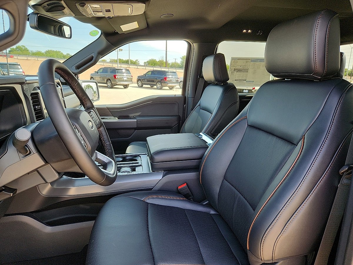 New 2025 Ford F150 Lariat w/ Equipment Group 502A High image 7