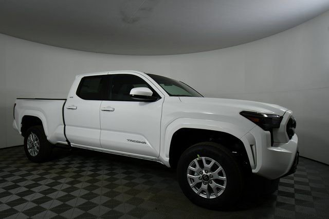 New 2026 Toyota Tacoma SR5 AWD/4WD image 9