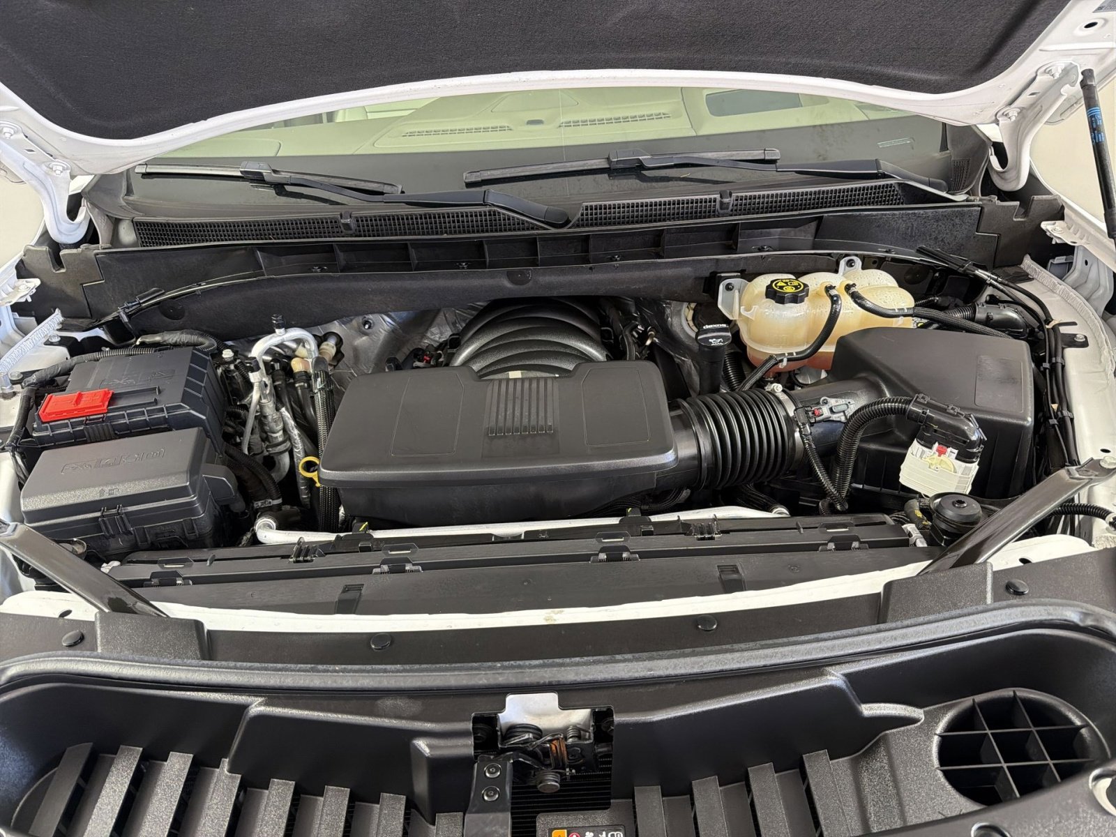 Used 2023 GMC Yukon XL Denali w/ Advanced Technology Package image 29