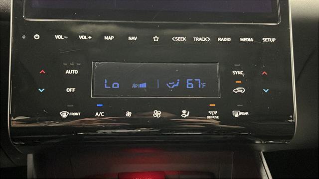 Used 2024 Hyundai Tucson Limited image 18