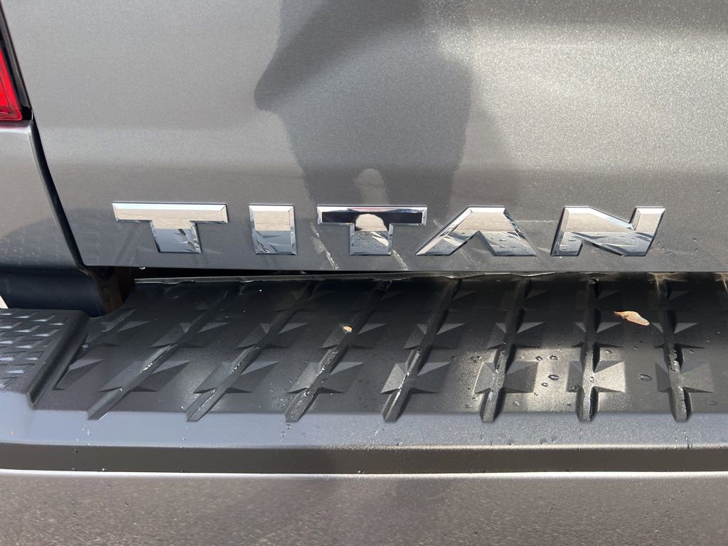 Certified 2024 Nissan Titan SV w/ SV Convenience Package image 31