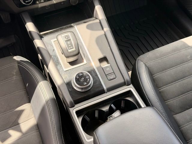 Used 2024 Mitsubishi Outlander SE AWD/4WD image 17