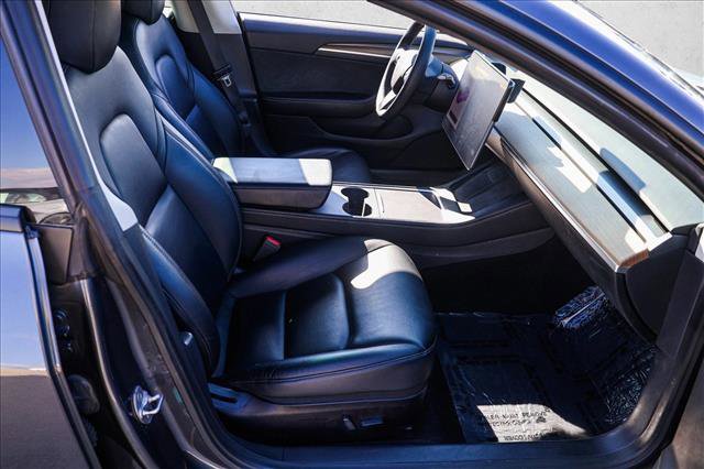 Used 2021 Tesla Model 3 Standard Range Plus image 30