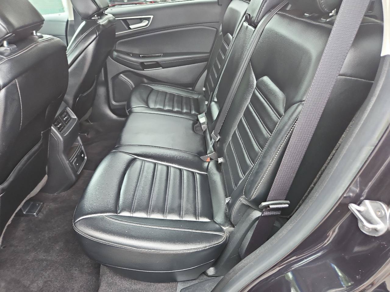Used 2020 Ford Edge SEL w/ Convenience Package AWD/4WD image 22