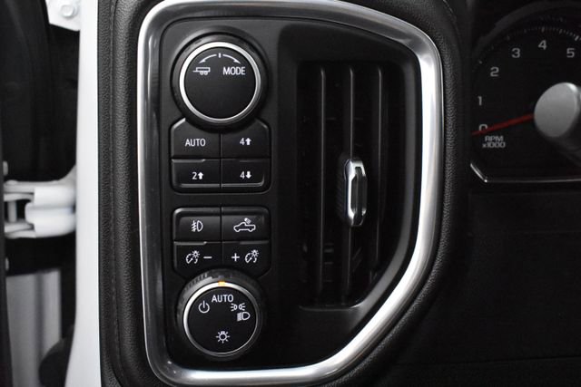 Used 2021 Chevrolet Silverado 1500 LT Trail Boss w/ Bed Protection Package image 20