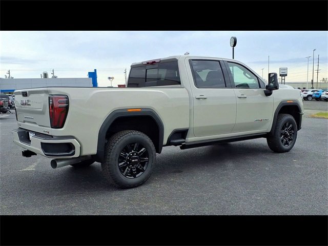 New 2026 GMC Sierra 2500 AT4 w/ AT4 Premium Plus Package image 8