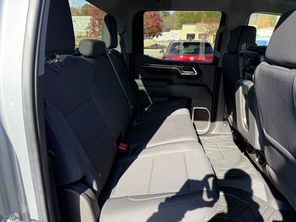 Used 2024 Chevrolet Silverado 1500 LT w/ Protection Package image 17