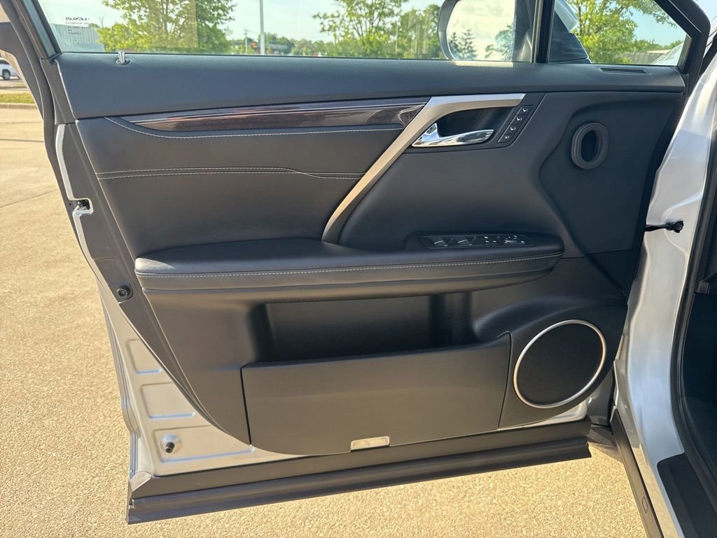 Used 2019 Lexus RX 450h AWD w/ Luxury Package image 19