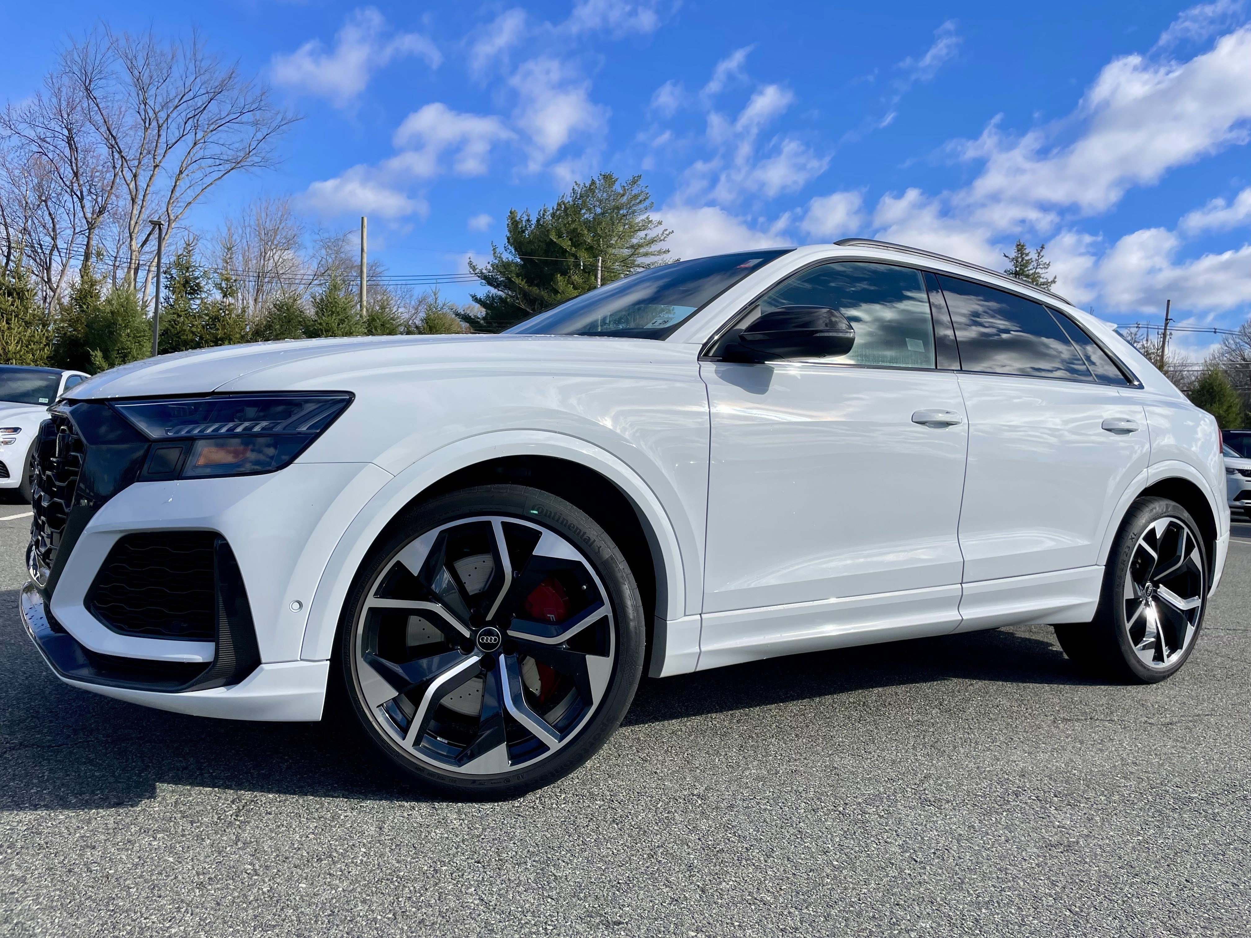 Used 2024 Audi RS Q8 4.0T image 35