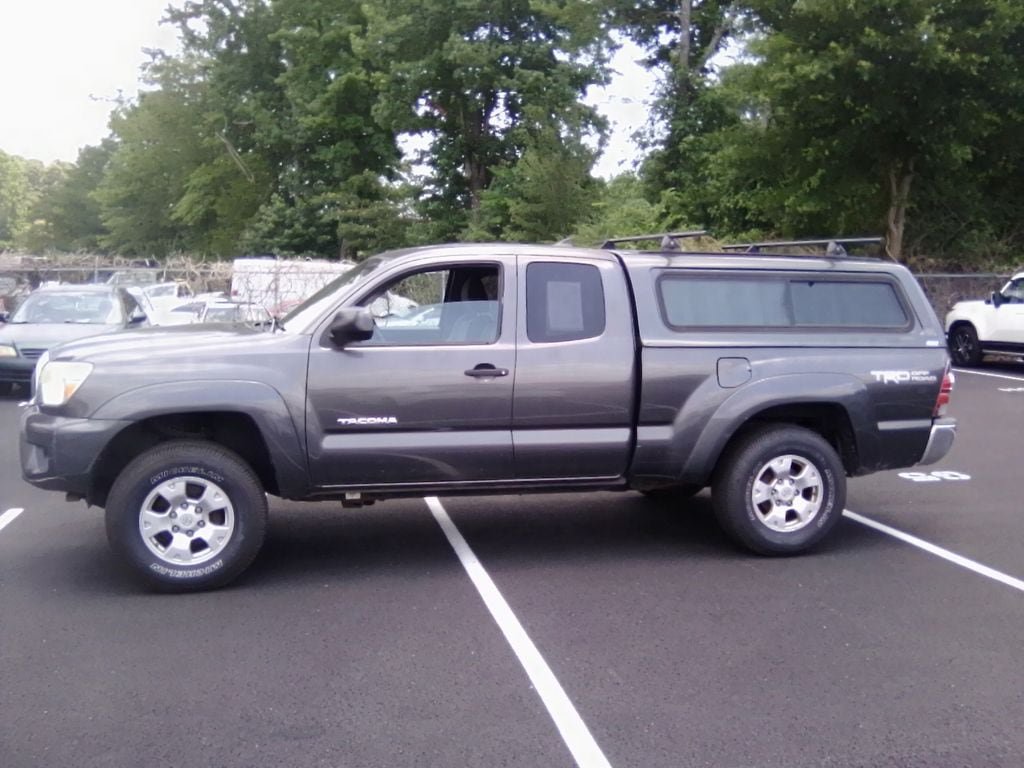 Used 2012 Toyota Tacoma 4x4 Access Cab V6 w/ TRD Off-Road Pkg image 6