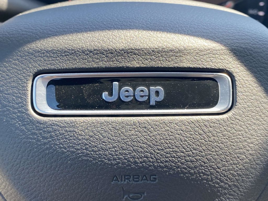 New 2026 Jeep Compass Limited AWD/4WD image 32