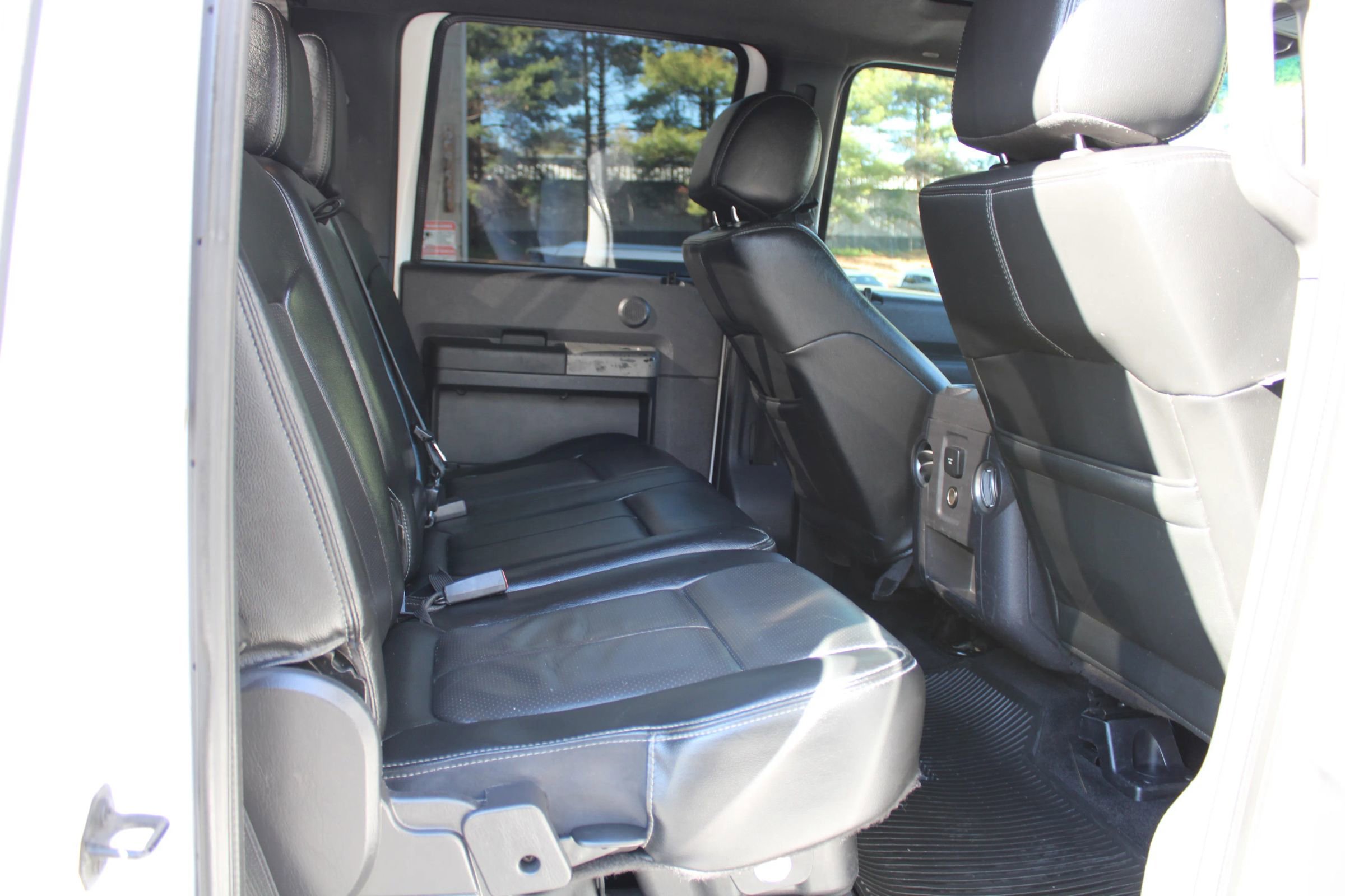 Used 2016 Ford F350 Lariat w/ Lariat Ultimate Package image 24