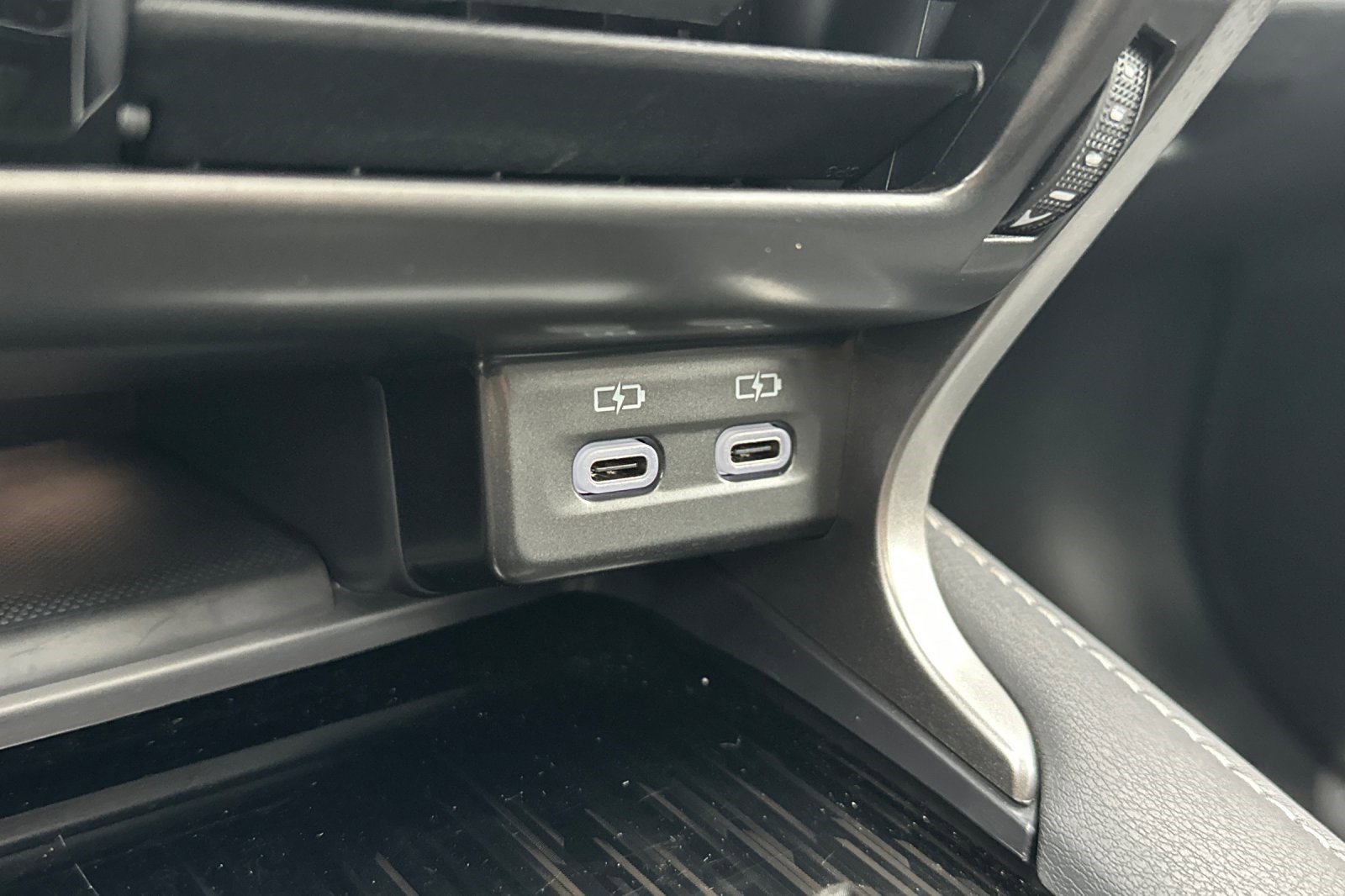 Certified 2025 Lexus RX 350 350 w/ Technology Package image 35