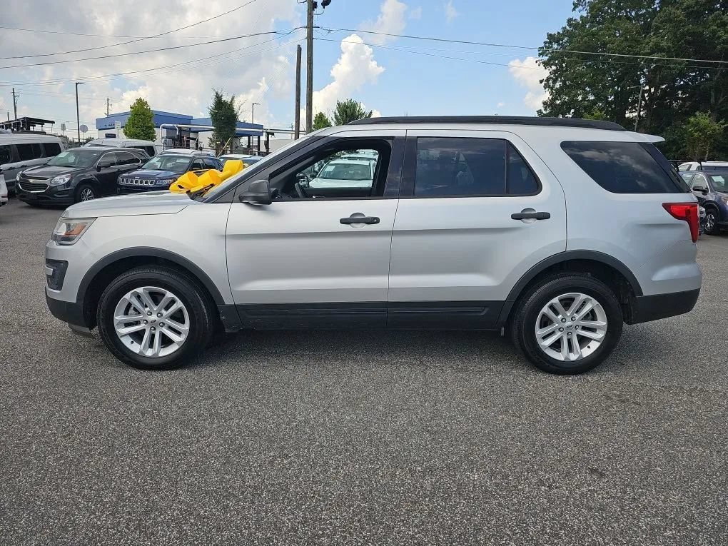 Used 2017 Ford Explorer 4WD image 4