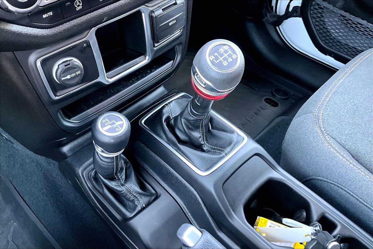 Certified 2024 Jeep Wrangler Sport image 29