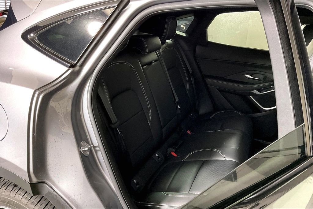 Used 2024 Jaguar E-PACE R-Dynamic SE image 26