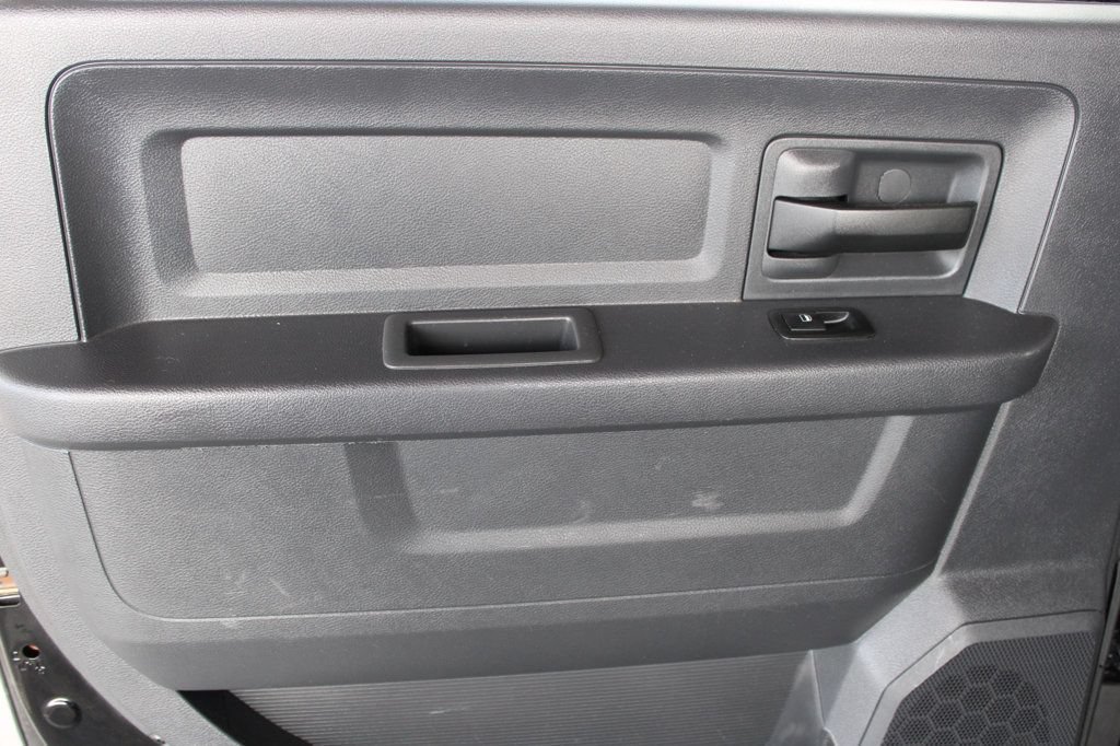 Used 2012 RAM 2500 ST w/ Chrome Accents Group AWD/4WD image 12