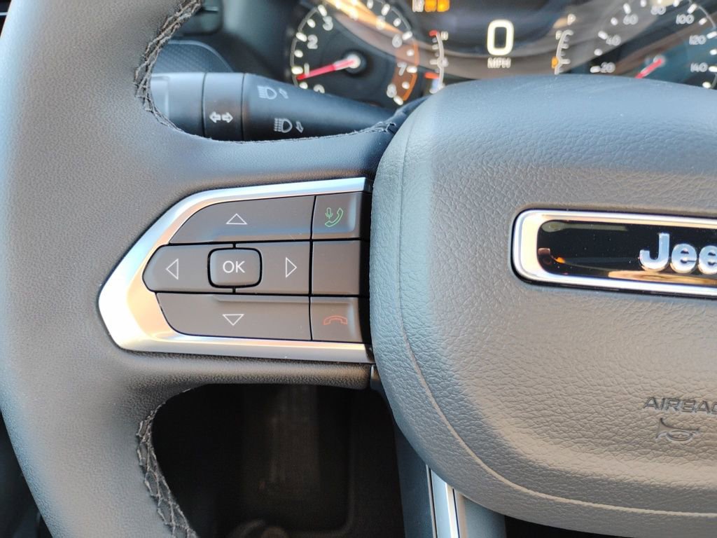 New 2026 Jeep Compass Latitude image 35