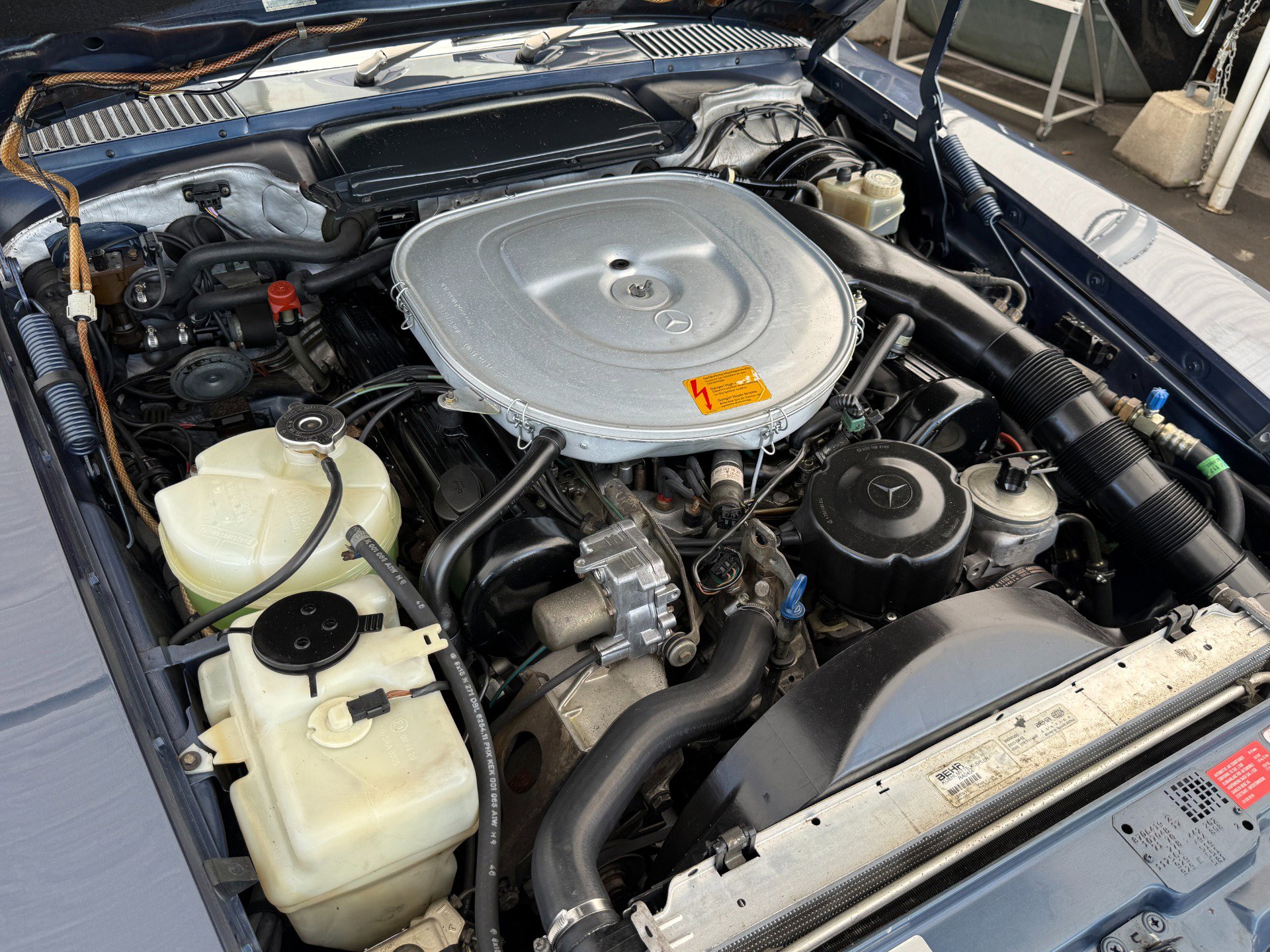 Used 1988 Mercedes-Benz 560 SL image 33