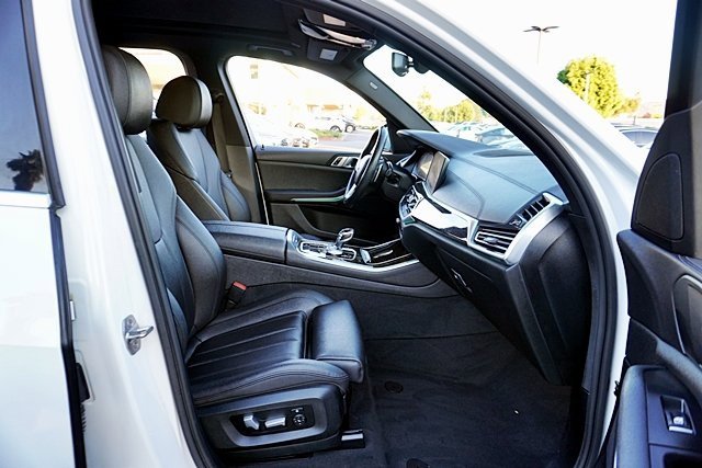 Used 2020 BMW X5 sDrive40i w/ Convenience Package image 13