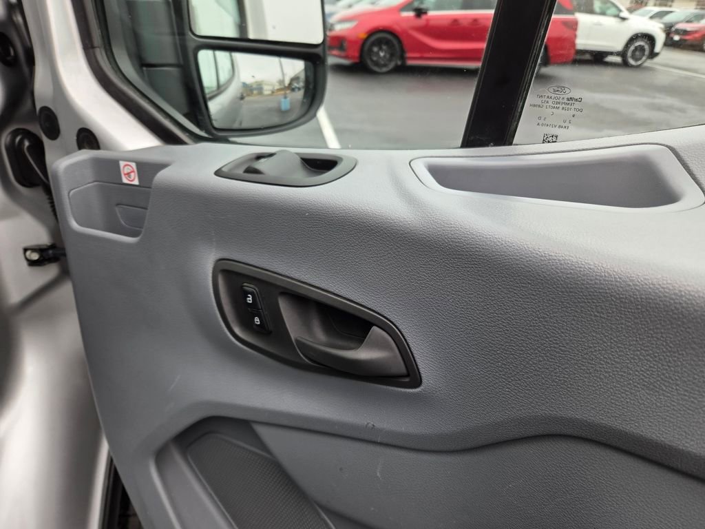 Used 2019 Ford Transit 350 XLT image 24