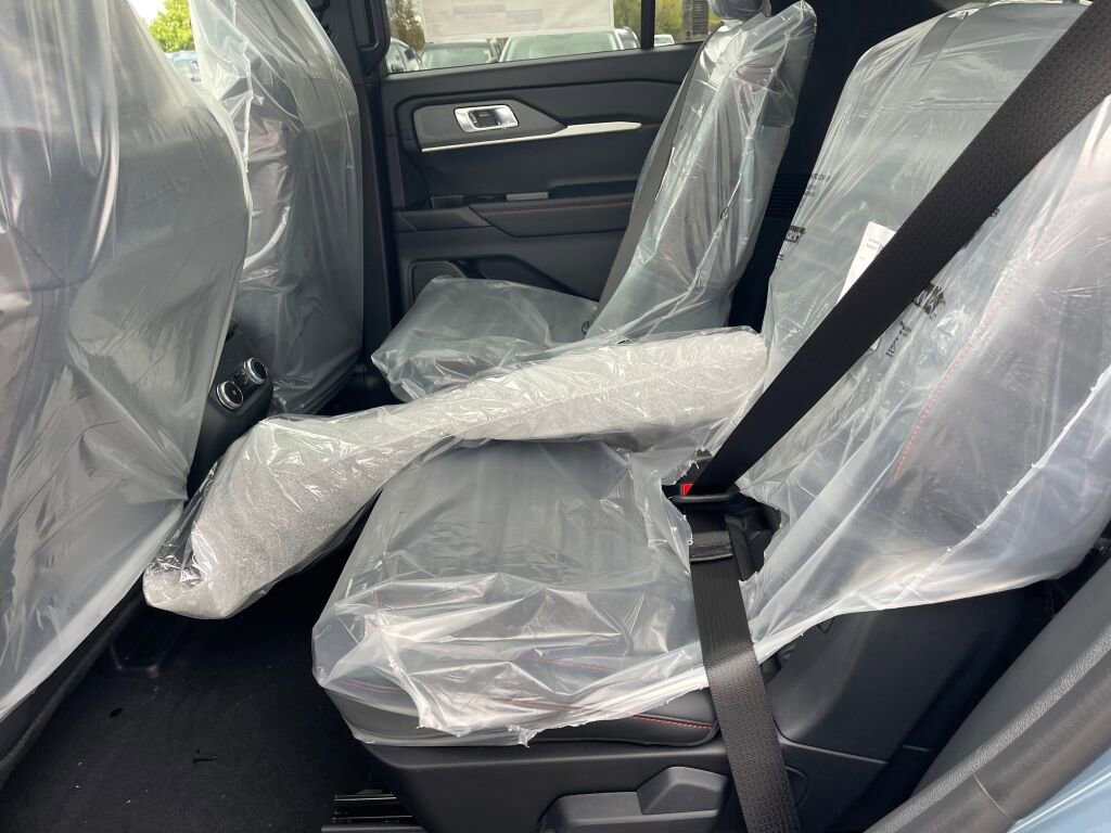 New 2026 Ford Explorer ST-Line image 13