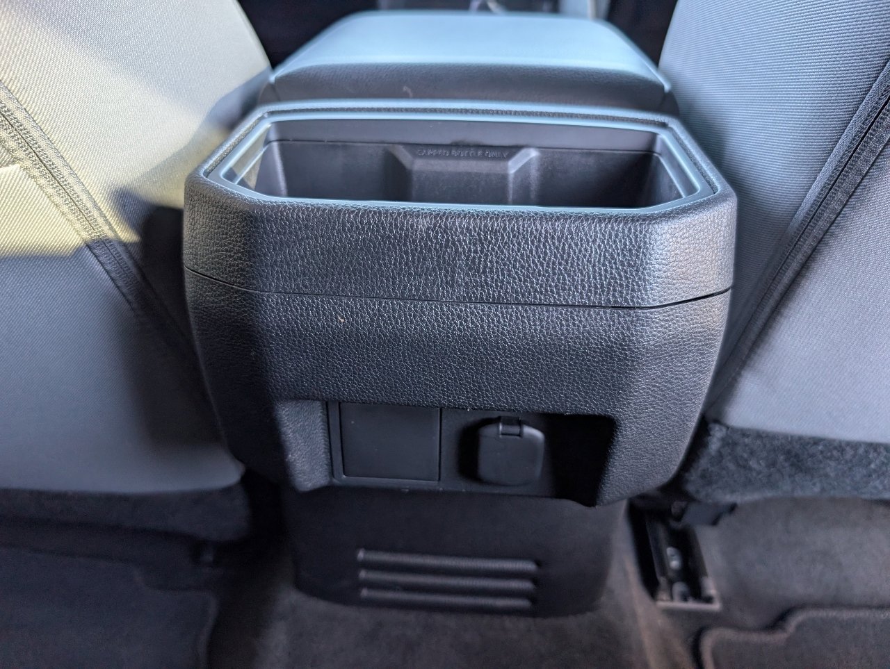 Used 2025 Toyota Tacoma TRD Sport image 7